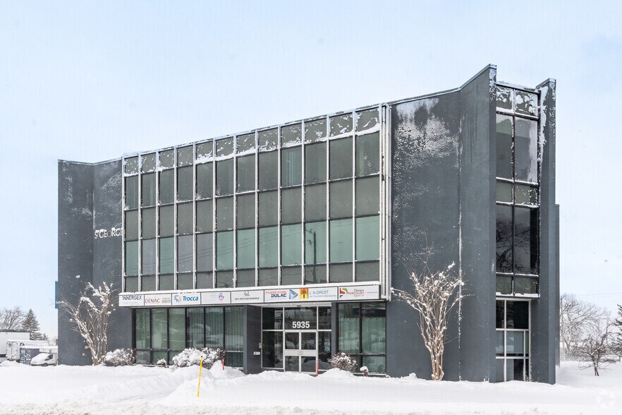 5935 Rue Saint-Georges, Lévis, QC à louer - Photo du bâtiment - Image 2 de 3