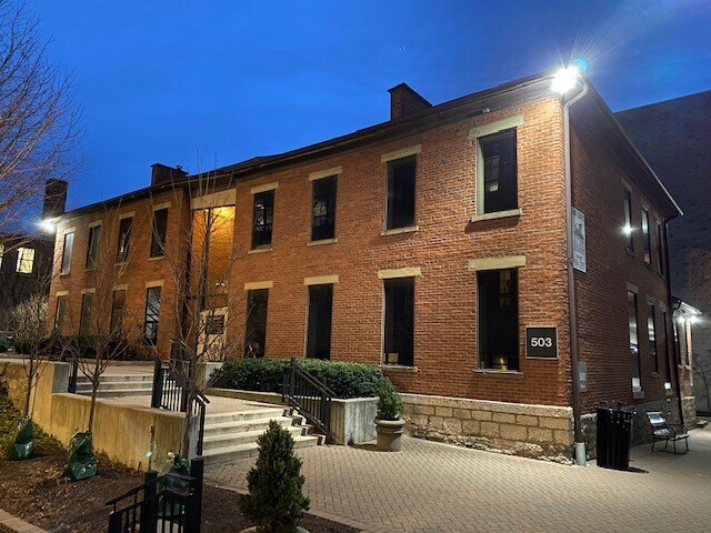 503 S High St, Columbus, OH à louer - Photo du bâtiment - Image 3 de 29
