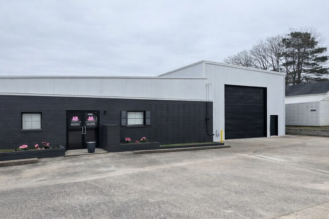 Plus de détails pour 8456 Newman St, Douglasville, GA - Flex à vendre