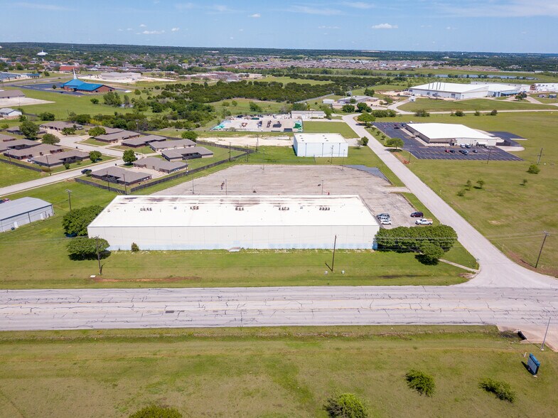 902 N Twin Creek Dr, Killeen, TX à louer - Photo du bâtiment - Image 3 de 6