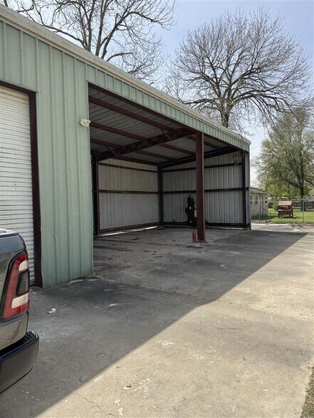 9320 Highway 3, Houston, TX à louer - Photo du bâtiment - Image 2 de 9