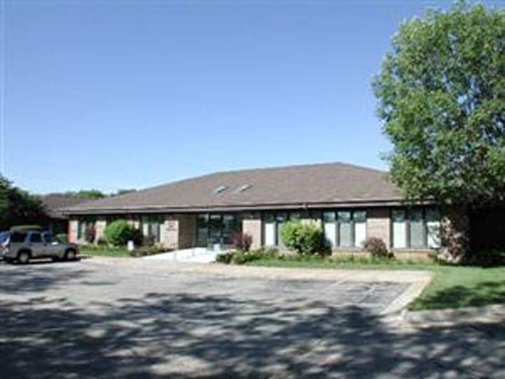 1463 S Bell School Rd, Rockford, IL for lease - Building Photo - Image 2 of 18