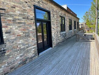 Plus de détails pour 308 River St, Manistee, MI - Bureau, Commerce de détail à louer