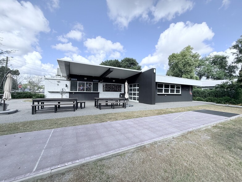 4815 N Nebraska Ave, Tampa, FL à louer - Photo du bâtiment - Image 2 de 17