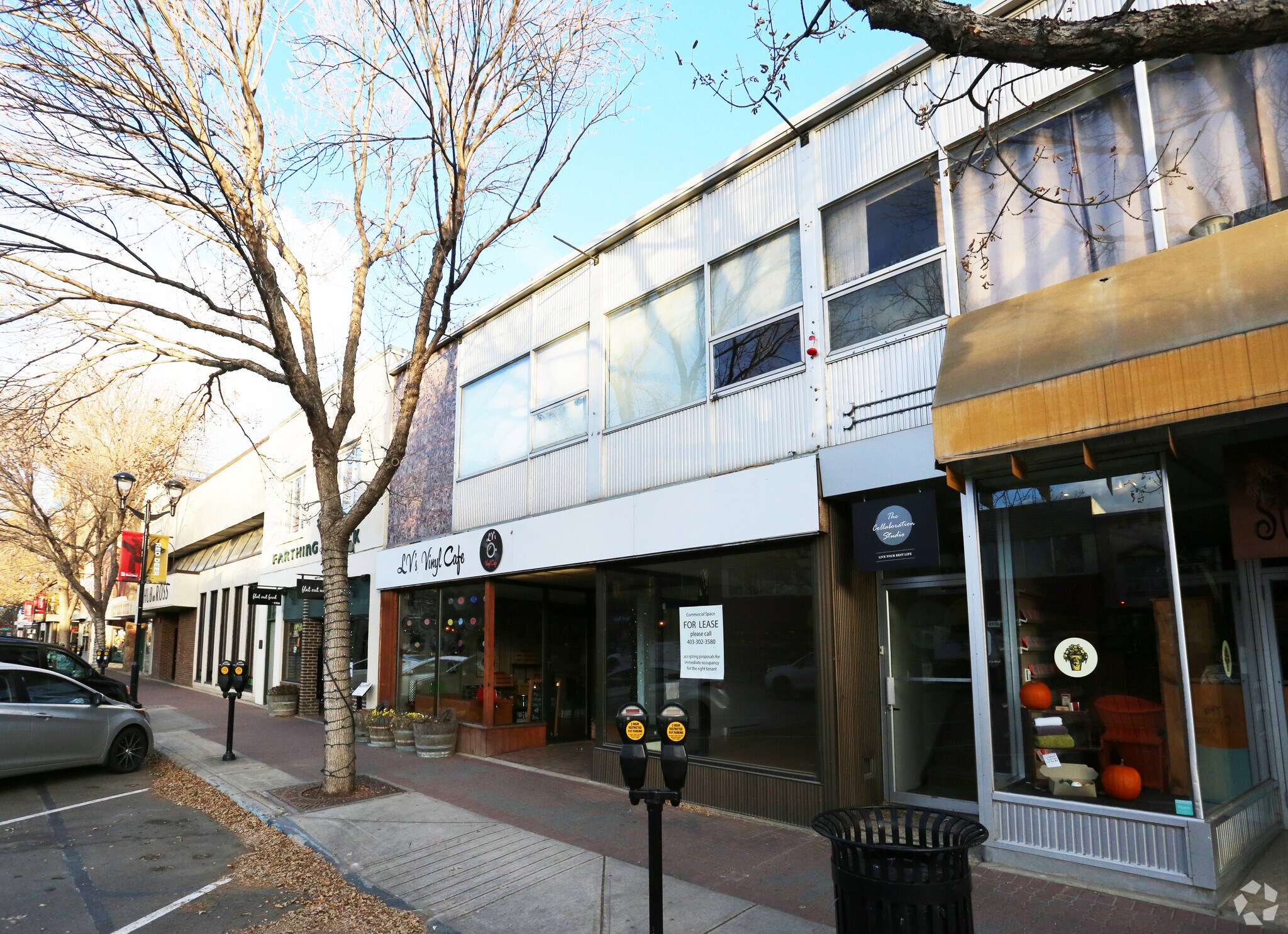 4930 50 St, Red Deer, AB à vendre Photo principale- Image 1 de 1