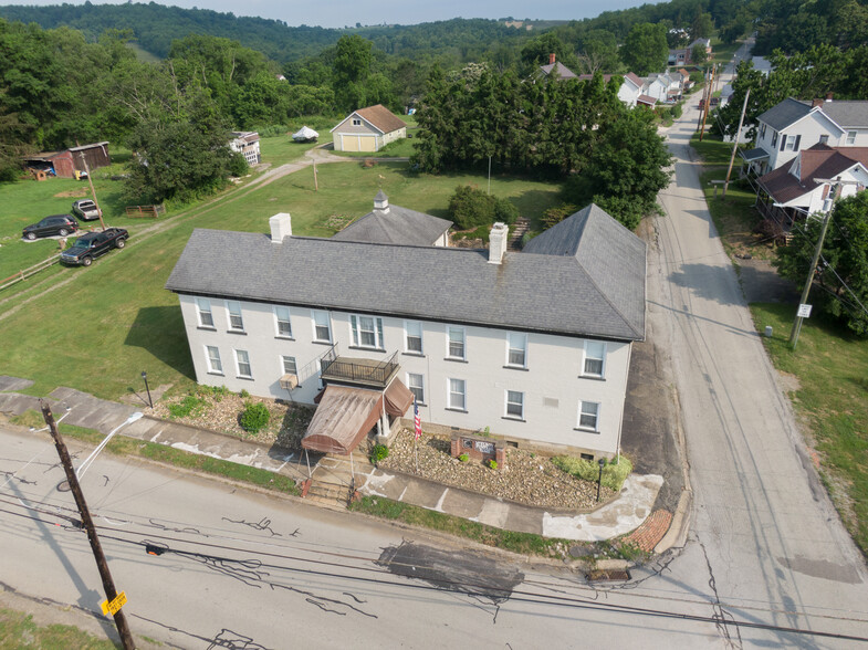 803 Main St, Mcclellandtown, PA for sale - Primary Photo - Image 1 of 1