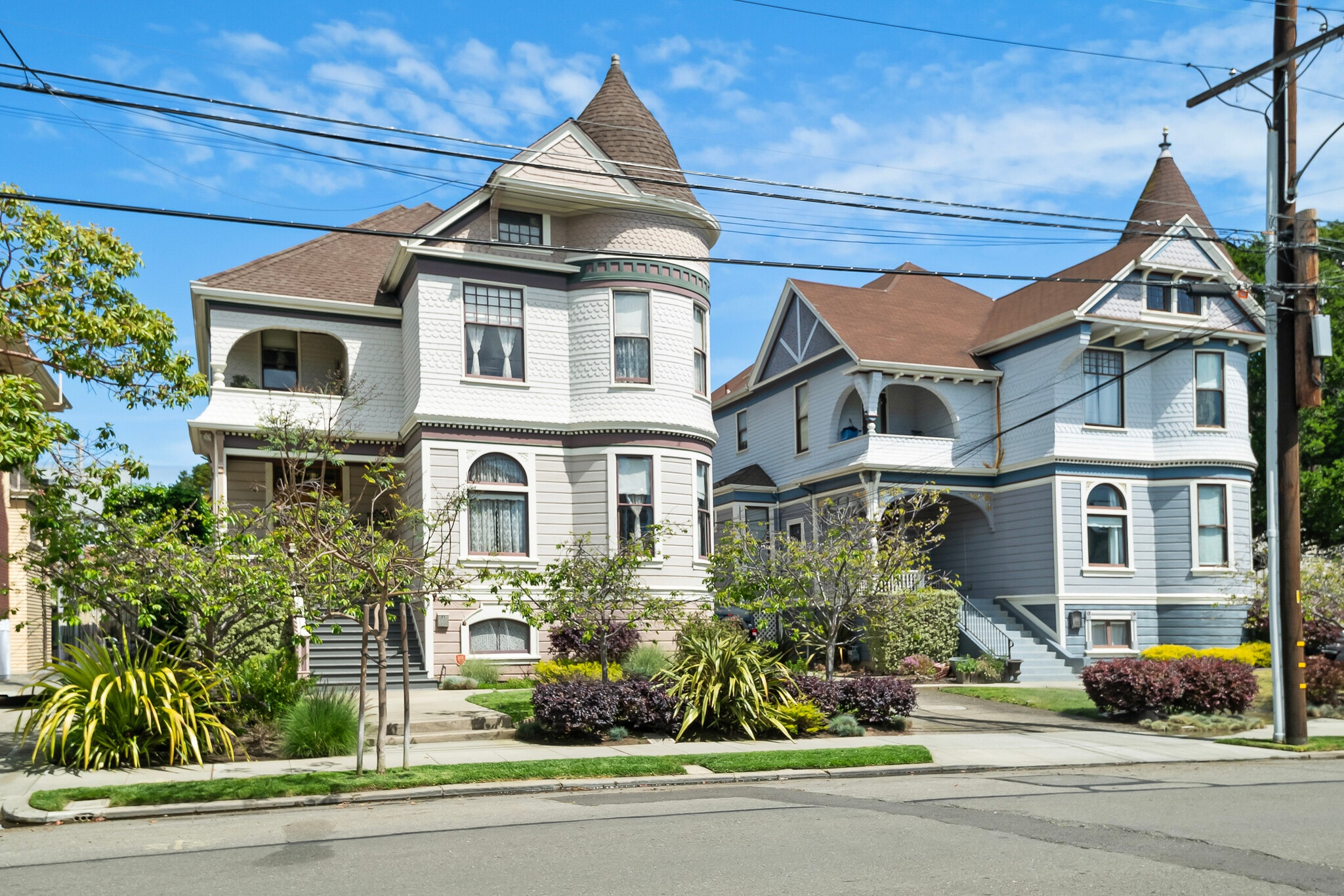 1833 Clinton Ave, Alameda, CA for sale Primary Photo- Image 1 of 36