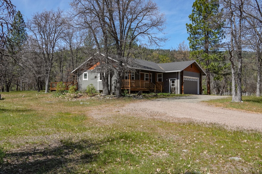 2003 Kidder Creek Rd, Greenview, CA à vendre - Photo du bâtiment - Image 3 de 46
