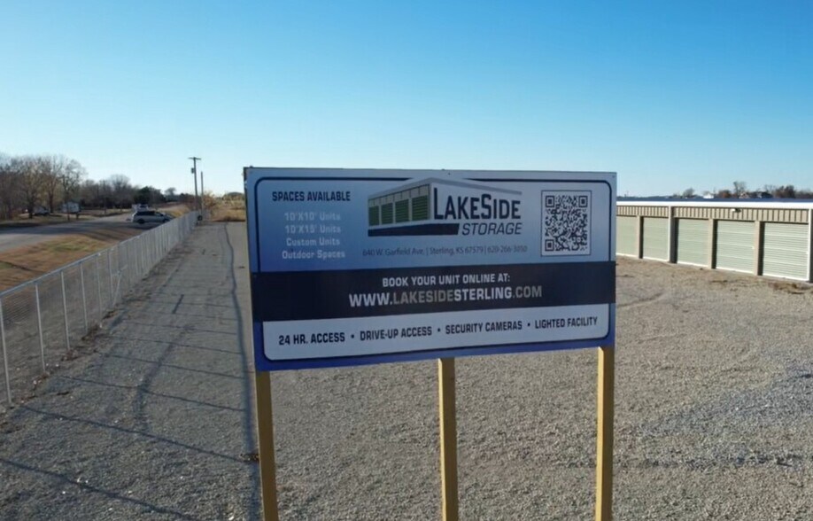 640 Garfield ave, Sterling, KS à vendre - Photo du bâtiment - Image 3 de 3