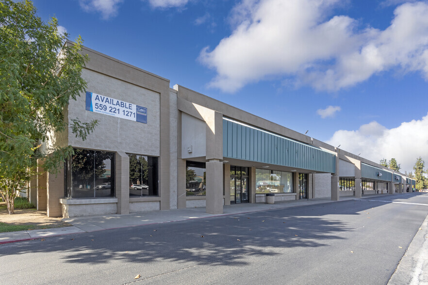 3001 W Bullard, Fresno, CA for lease - Building Photo - Image 3 of 7