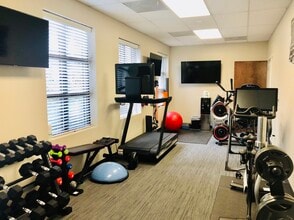 9723 Northcross Center Ct, Huntersville, NC for lease Interior Photo- Image 2 of 14