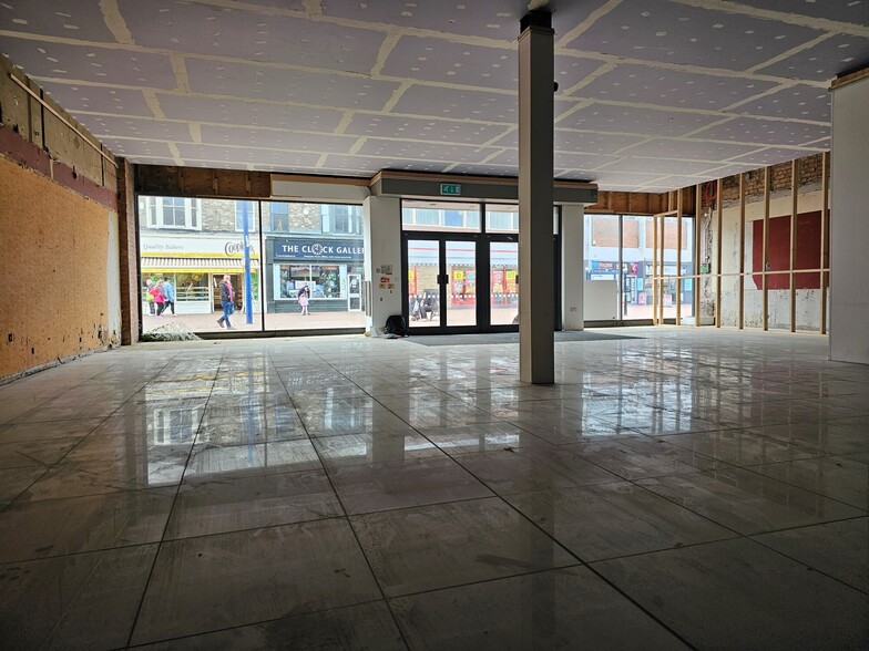 No.19 High Street, Redcar for lease - Interior Photo - Image 2 of 3