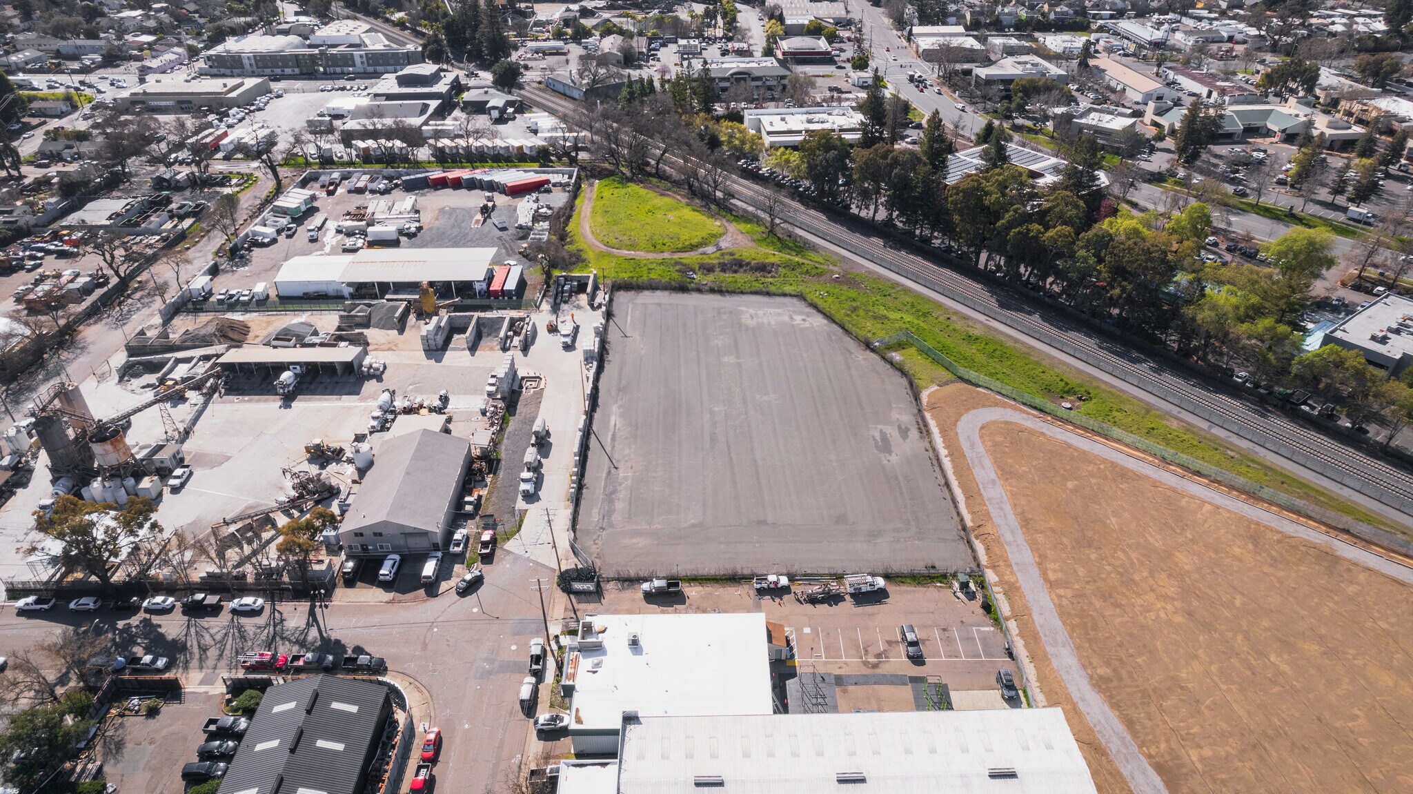 1143 Briggs Ave, Santa Rosa, CA for lease Primary Photo- Image 1 of 10