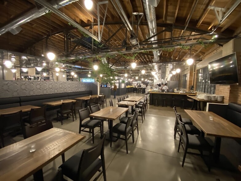 279 E 300 S, Salt Lake City, UT for lease - Interior Photo - Image 2 of 3