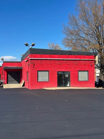 4730 Wistar Rd, Richmond, VA for lease - Building Photo - Image 1 of 1