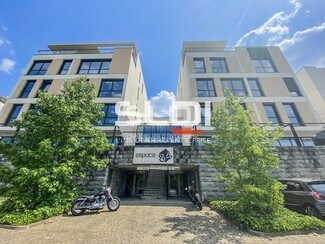 More details for 84 Quai Joseph Gillet, Lyon - Office for Lease