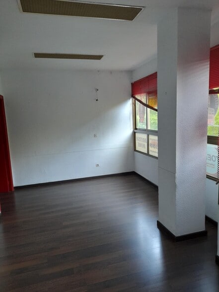 Office in Cáceres, Cáceres for sale - Building Photo - Image 2 of 10