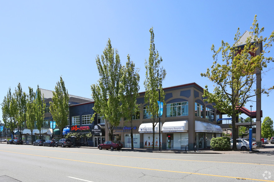 1959 152nd St, Surrey, BC à louer - Photo du bâtiment - Image 3 de 11