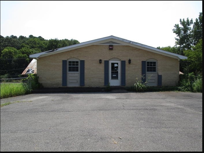 908 Jackson Ave, Russellville, AL for sale Primary Photo- Image 1 of 1