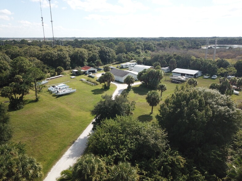 3530 Laurel Rd E, North Venice, FL à vendre - Photo principale - Image 1 de 4