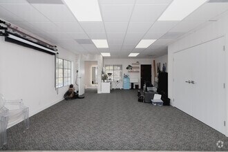 2210 Encinitas Blvd, Encinitas, CA à louer Photo intérieure- Image 2 de 2