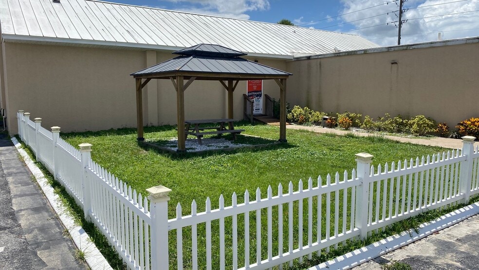 4650 Us-27, Sebring, FL à louer - Photo du bâtiment - Image 1 de 9