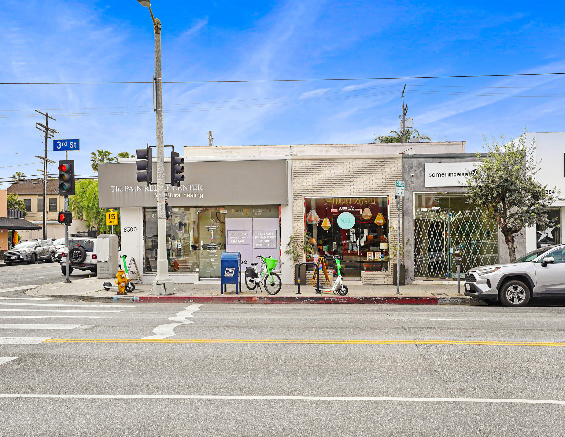 8300-8302 W 3rd St, Los Angeles, CA à vendre Photo du bâtiment- Image 1 de 11