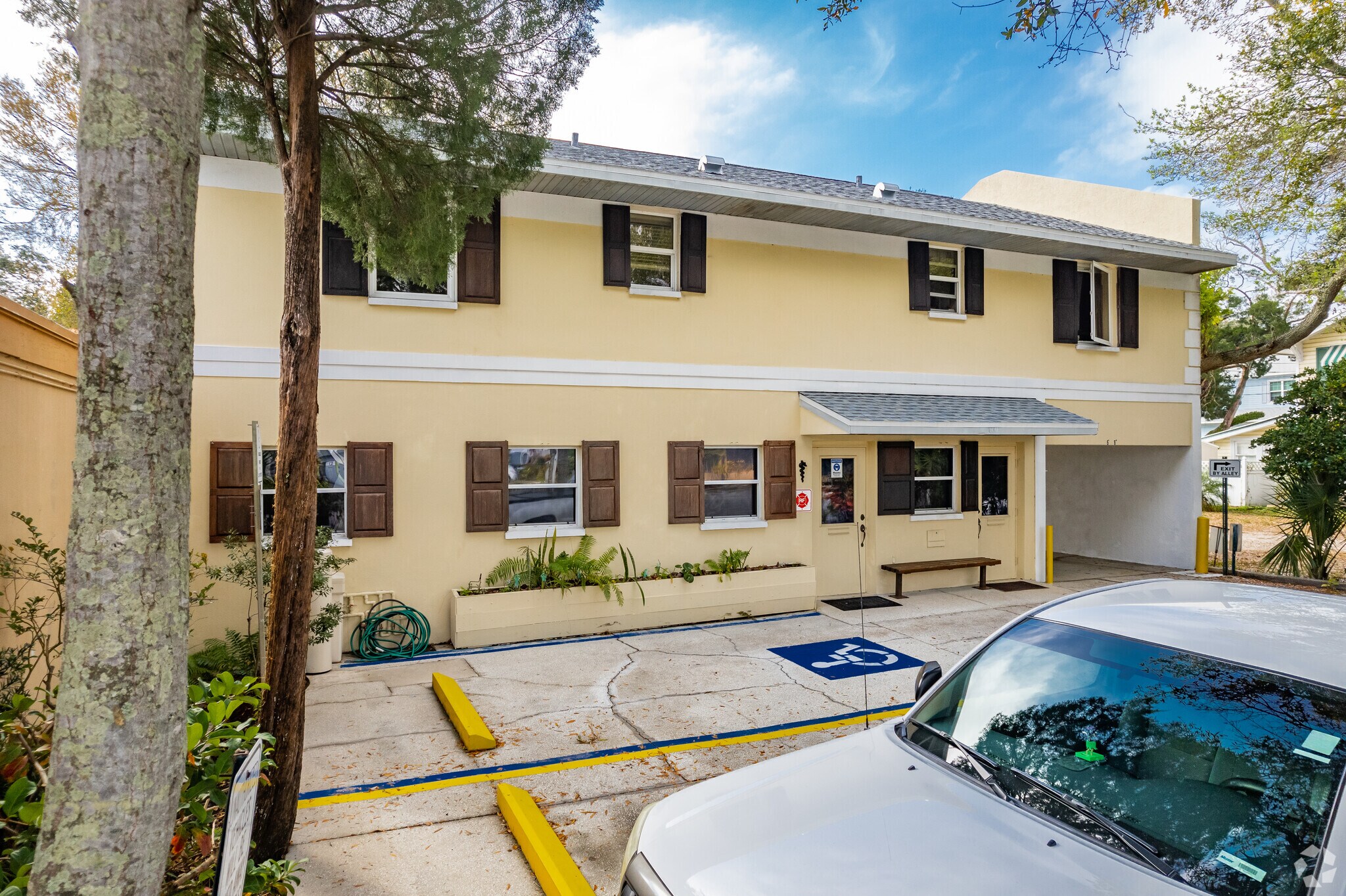 960 Main St, Safety Harbor, FL for lease Primary Photo- Image 1 of 6