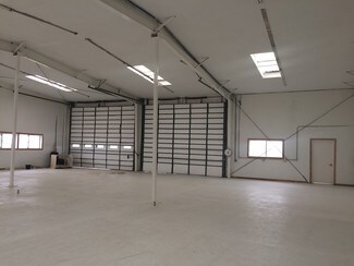 Plus de détails pour 204 Glen Flora Rd, Eagle Lake, TX - Industriel à vendre