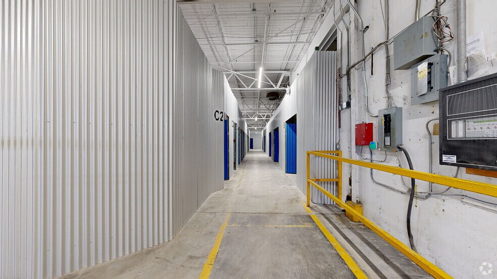724 Caledonia Rd, Toronto, ON à louer - Numérisation 3D de Matterport - Image 3 de 45