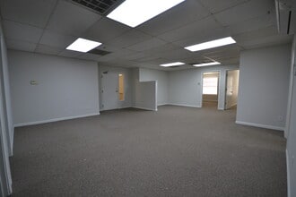 1090 Adams St, Benicia, CA à louer Photo intérieure- Image 1 de 9