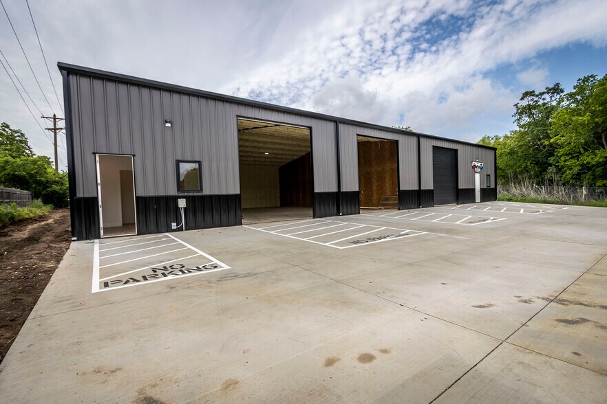 1401 Ranger Hwy, Weatherford, TX à louer - Photo principale - Image 1 de 17