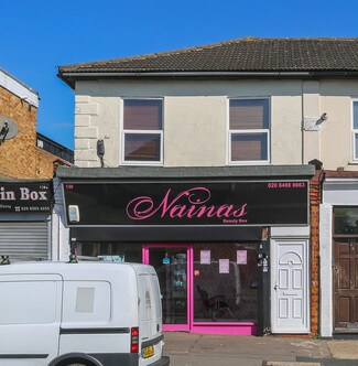 Plus de détails pour 130 Snakes Ln, Woodford Green - Commerce de détail à louer