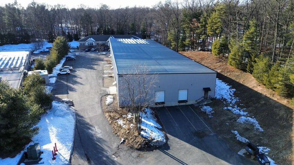 318 Ushers Rd, Clifton Park, NY for lease - Building Photo - Image 3 of 6