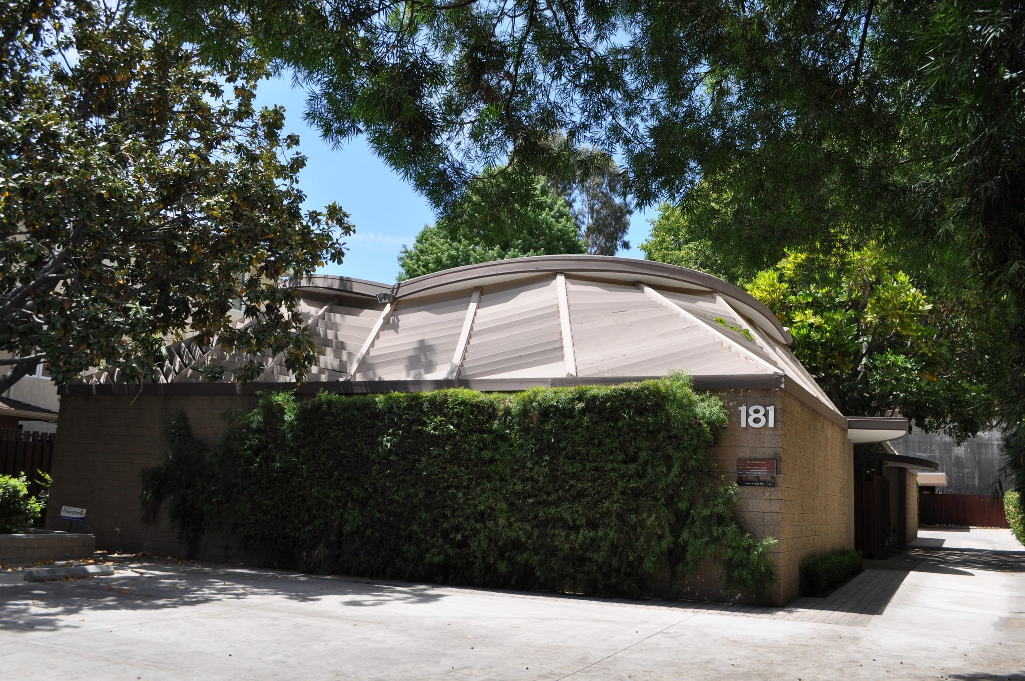 181 N Oak Knoll Ave, Pasadena, CA for lease Building Photo- Image 1 of 6