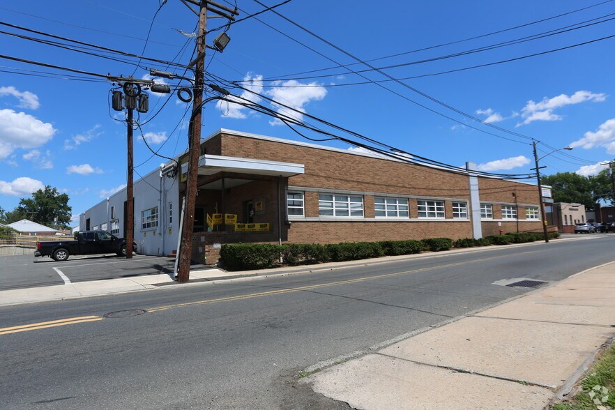 14-24 E Wesley St, South Hackensack, NJ à louer - Photo du bâtiment - Image 2 de 2