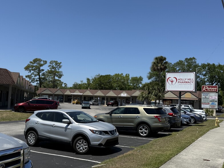 1700 Yonge St, Daytona Beach, FL à louer - Photo du bâtiment - Image 2 de 5