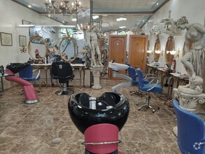 Retail in Alcorcón, Madrid for lease Interior Photo- Image 2 of 10