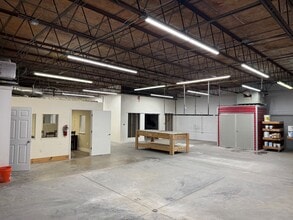 5840 Ulmerton Rd, Clearwater, FL for lease Interior Photo- Image 2 of 8