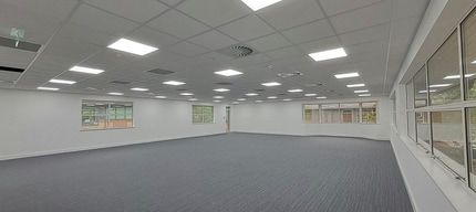 Forsyth Rd, Woking for lease Interior Photo- Image 2 of 5