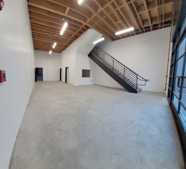 1417 15th, Los Angeles, CA à louer - Photo intérieure - Image 2 de 6