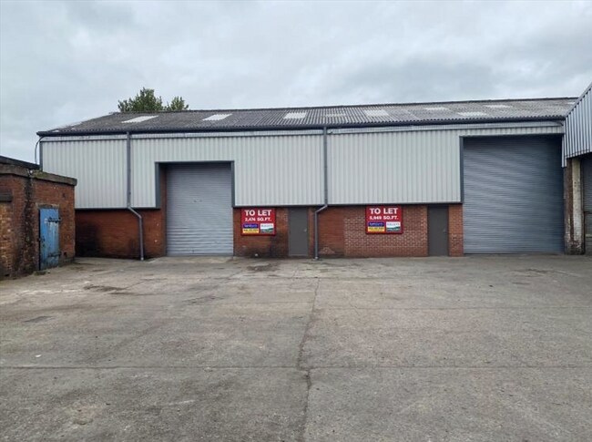 Plus de détails pour 10 Station Rd, Wolverhampton - Industriel à louer