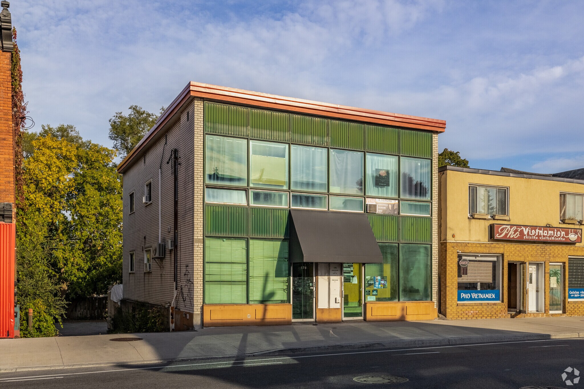 176-178 Boul Saint-Joseph, Gatineau, QC for sale Primary Photo- Image 1 of 1