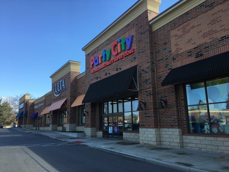 10701-10709 Blacklick Eastern Rd, Pickerington, OH à louer - Photo du bâtiment - Image 1 de 12