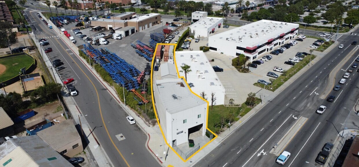 22441 Western Ave, Torrance, CA à louer Photo du bâtiment- Image 1 de 12