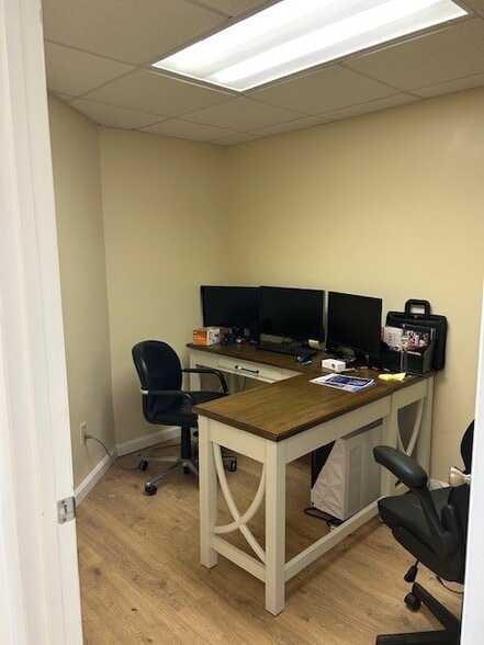 540 E Main St, Branford, CT for sale - Building Photo - Image 3 of 24