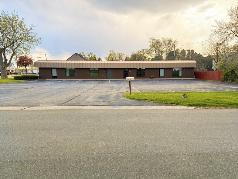 15175 S Dixie Hwy, Monroe, MI for lease - Building Photo - Image 3 of 3
