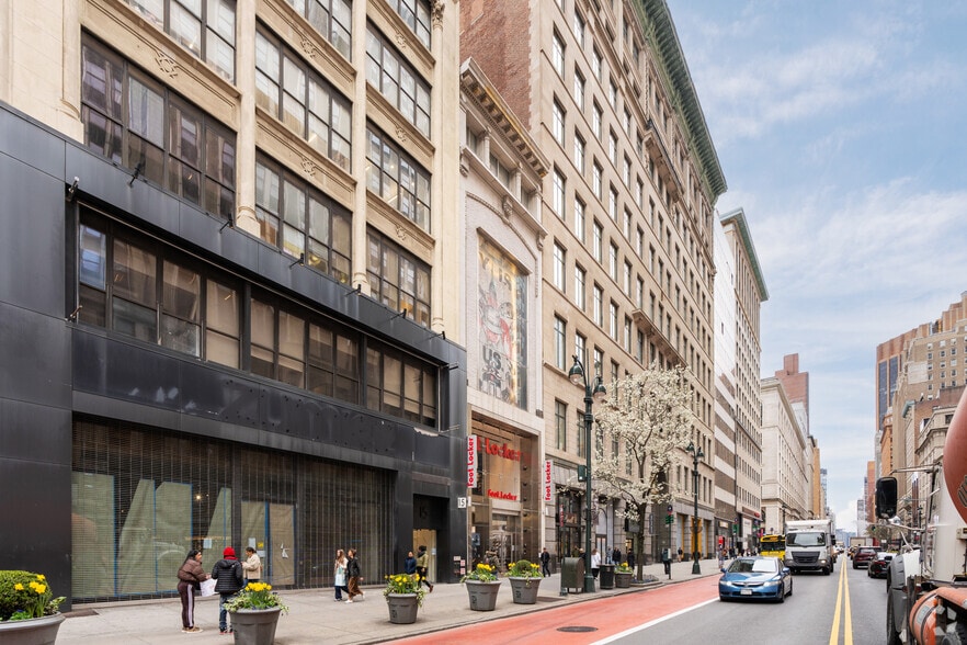 11 W 34th St, New York, NY for sale - Building Photo - Image 2 of 12