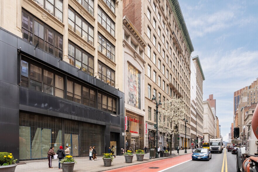 11 W 34th St, New York, NY à vendre - Photo du bâtiment - Image 2 de 12
