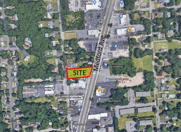 643 Medford Ave, Patchogue, NY à vendre - Photo du bâtiment - Image 3 de 6